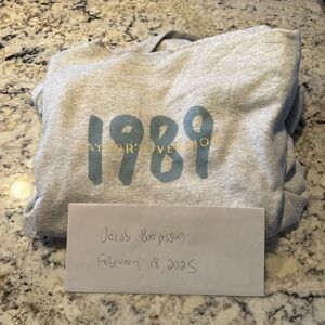 1989 TV Sweatshirt and Crewneck